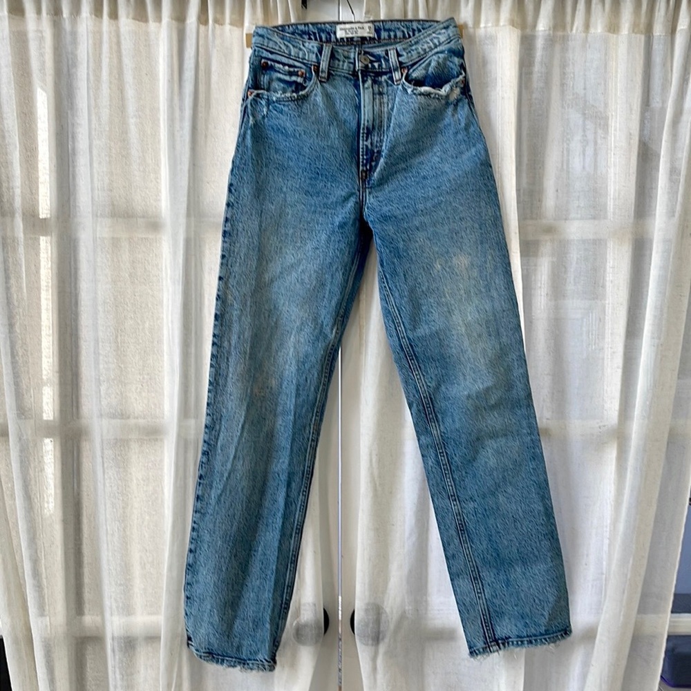 Abercrombie & Fitch 90’s straight leg high rise jeans